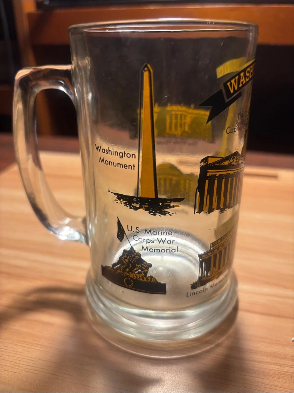 Washington D.C. Souvenir Glass with Gold Print